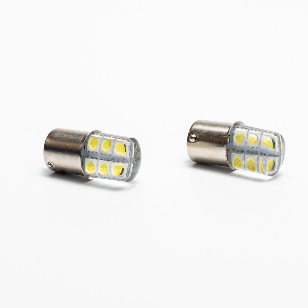 Kit Lampara KOBO LED12498SIL P21W 6 Led 5050 Siliconado Blanco 12v