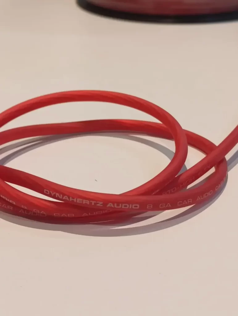 Cable Dynahertz 8 Gauge Color Rojo X Metro – imagen 2